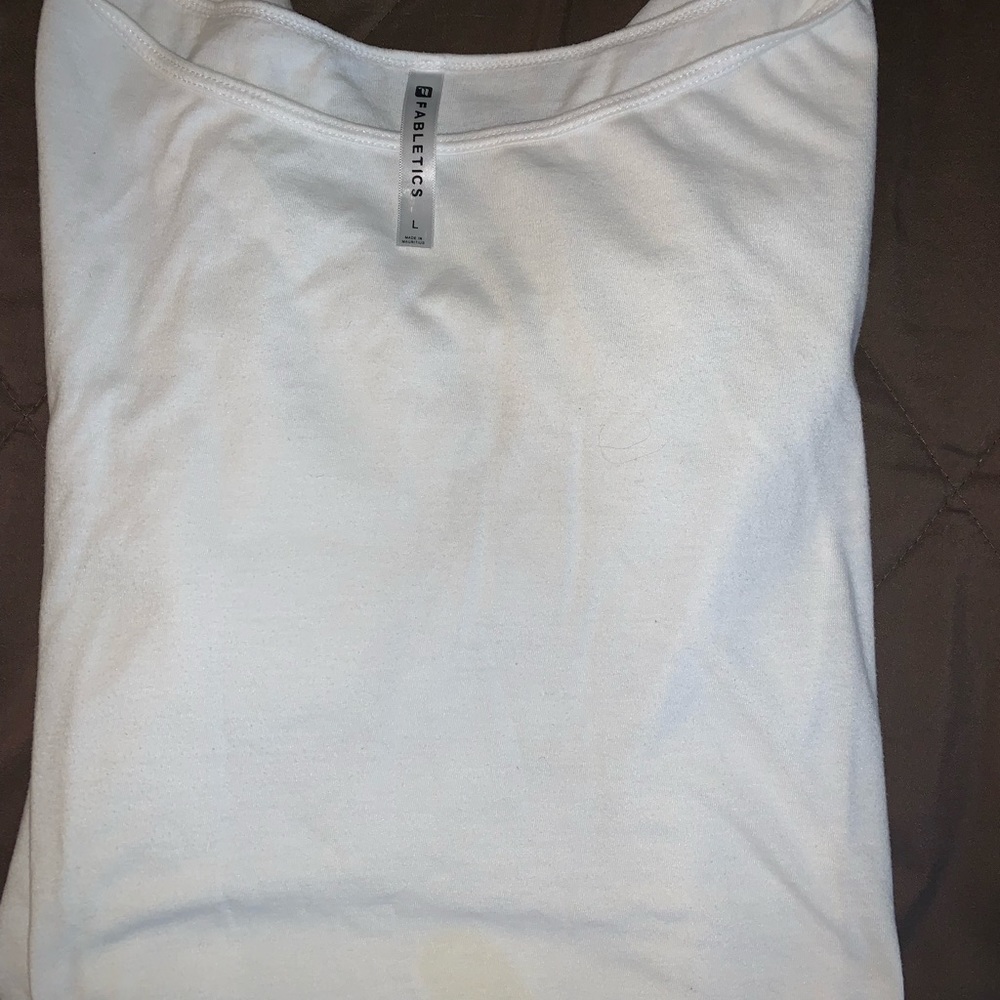 Fabletics tee